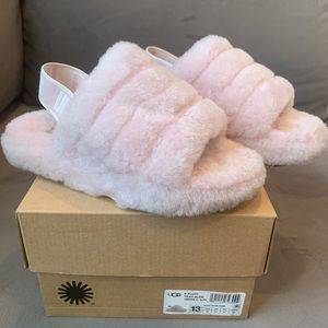 Ugg fluffy pink kids size 13 slide (lightly used)
